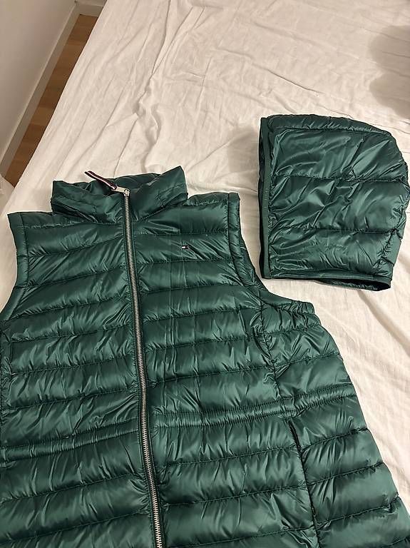 Tommy Hilfiger Gilet & Giacche senza maniche: Tommy Hilfiger Damen Weste – Nuovo (secondo la descrizione) da Winterthur venduto da elisaK 3