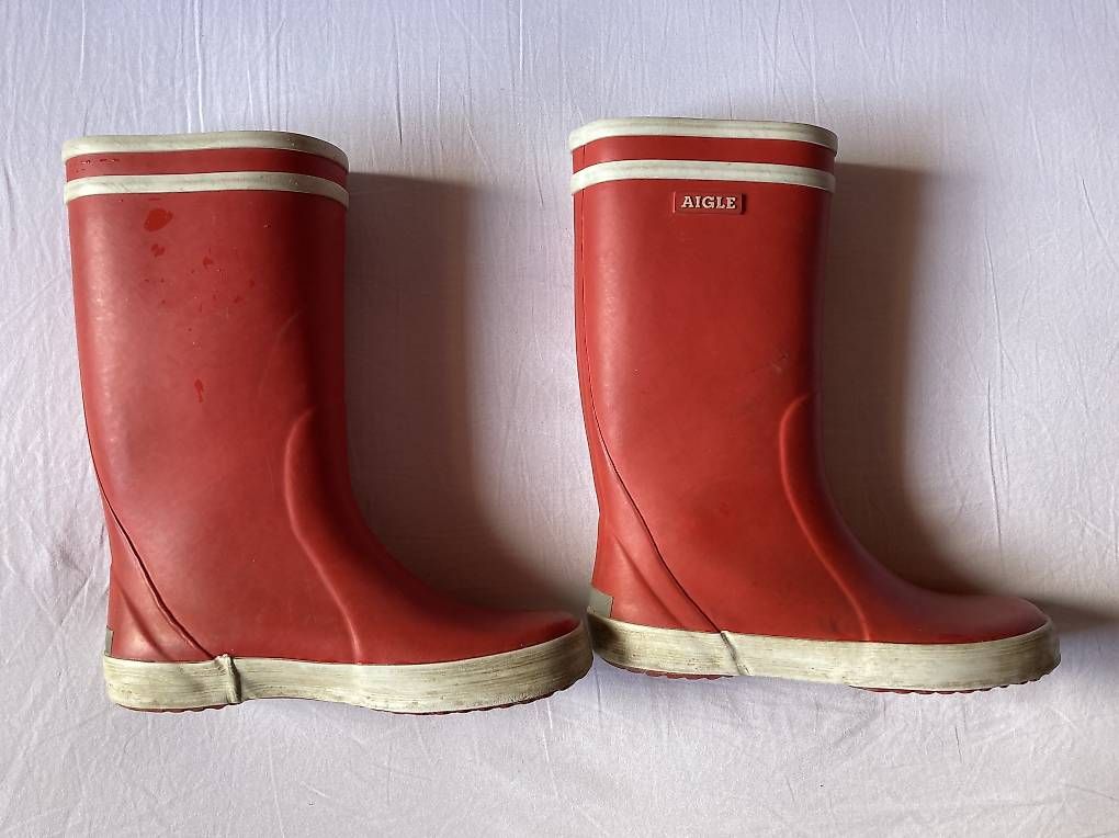 Chaussures garçon: Aigel Regenstiefel Grösse 30 – D'occasion à Haldenstein par meladin
