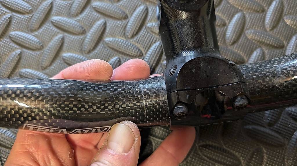 Pezzi di ricambio: Carbon Lenker Mountainbike – Usato da Ormalingen venduto da horch_mal 2