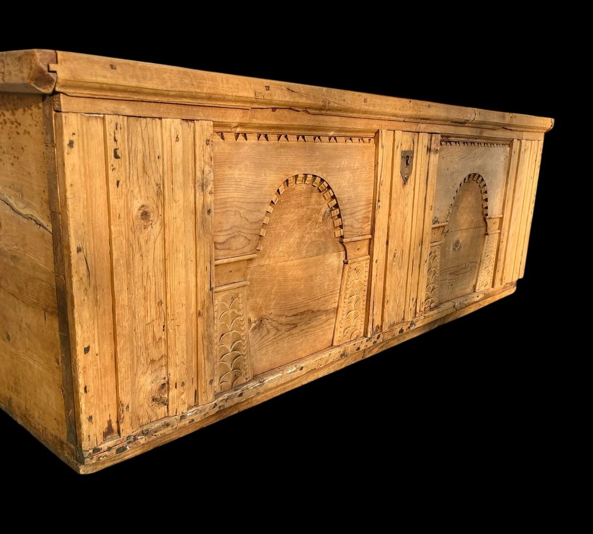 Cassapanche: Ostschweizer Renaissance Truhe – Usato da Ottikon venduto da san_w99n