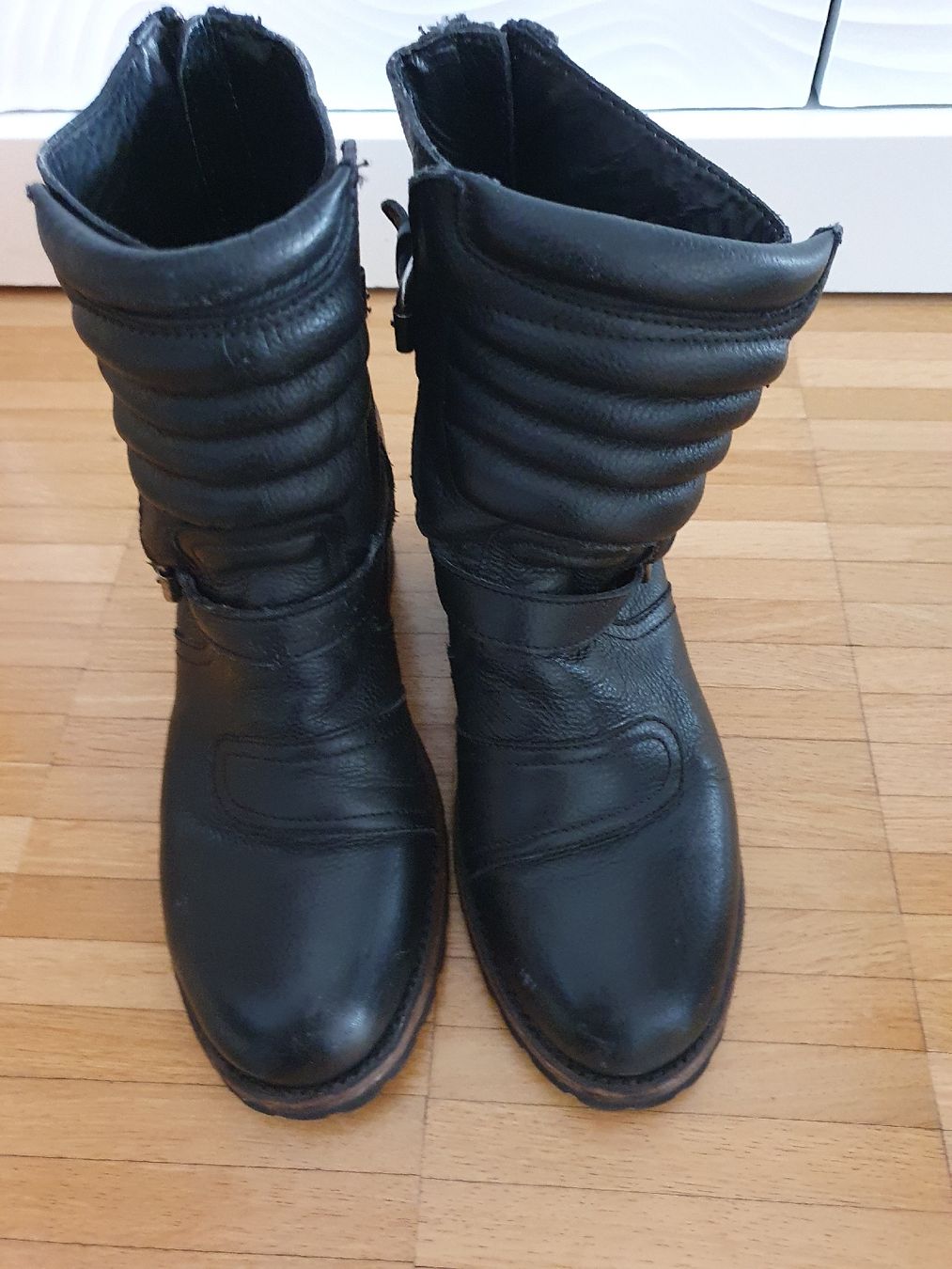 Ash Scarpe da donna: ASH Lederstiefel Gr. 40 schwarz – Usato da Laufenburg venduto da megane1959 1