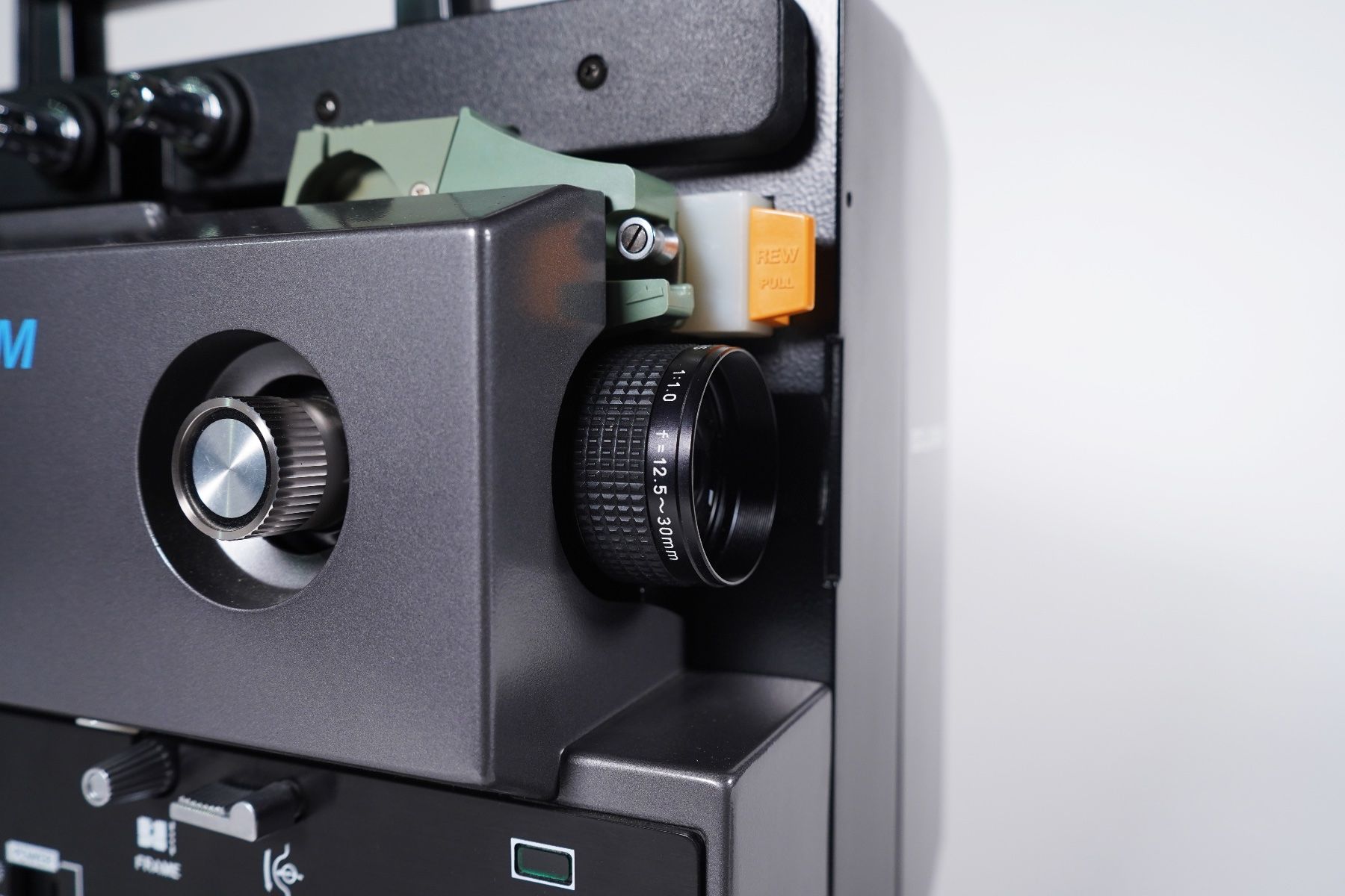 Elmo Proiettori: Projecteur Super8 Elmo GS-1200 P Com – Usato da Esmonts venduto da Rainermohler 1