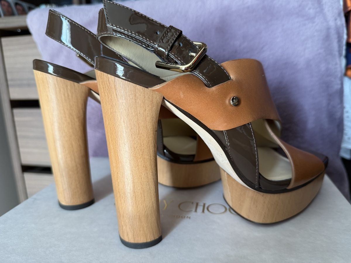 Jimmy Choo Damenschuhe: Jimmy Choo Sandales compensées en cuir 37 – Neu (gemäss Beschreibung) aus Aire-la-Ville von Luxury_dressing 1