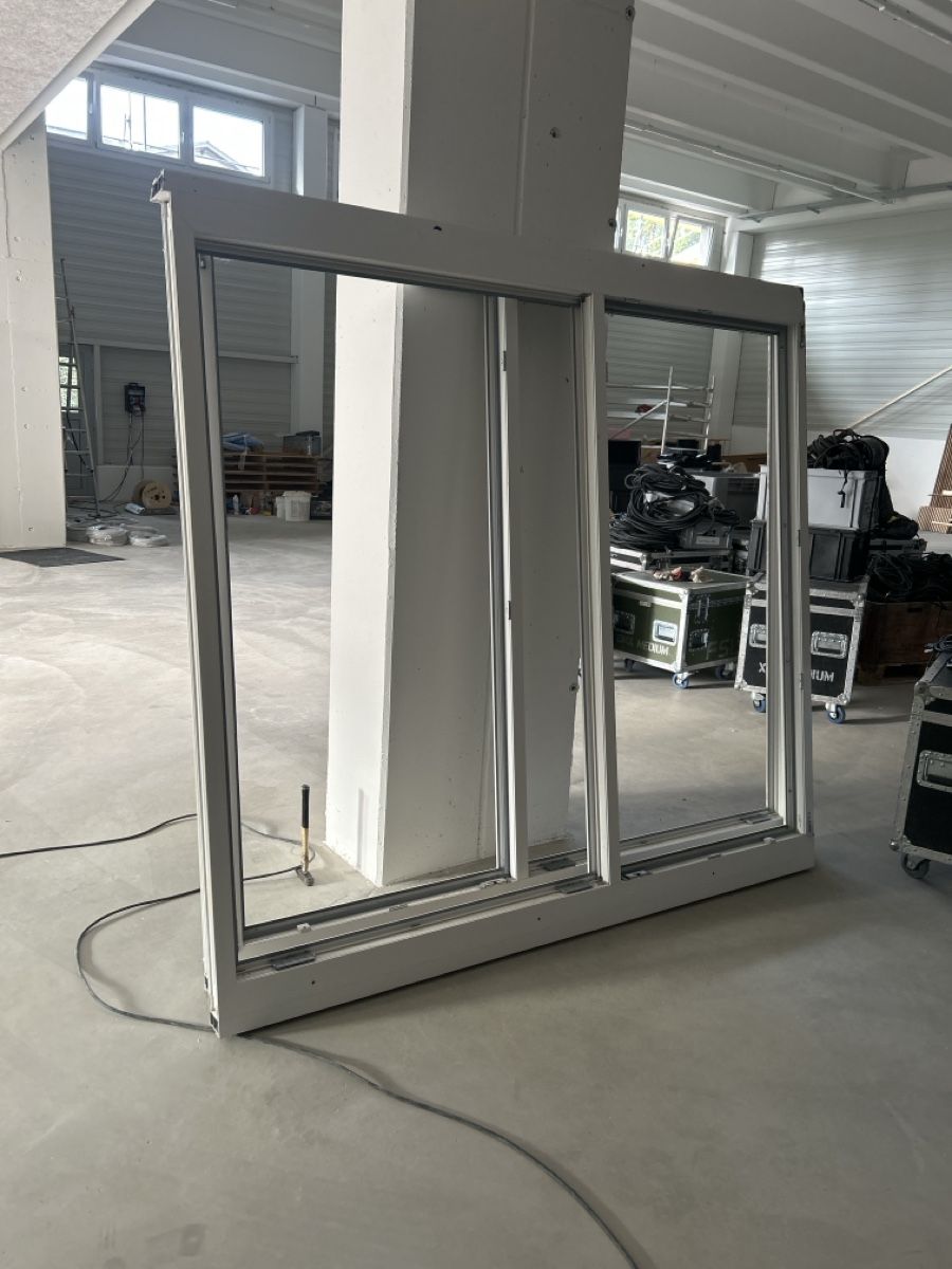 Fenêtres: Fenster zu Verkaufen – D'occasion à Niederuzwil par and_fv29 2