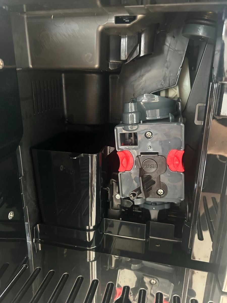 Kaffeemaschinen & Espressomaschinen: DeLonghi Perfecta Deluxe, ab Service – Gebraucht aus Embrach von Adlikonzh33 5