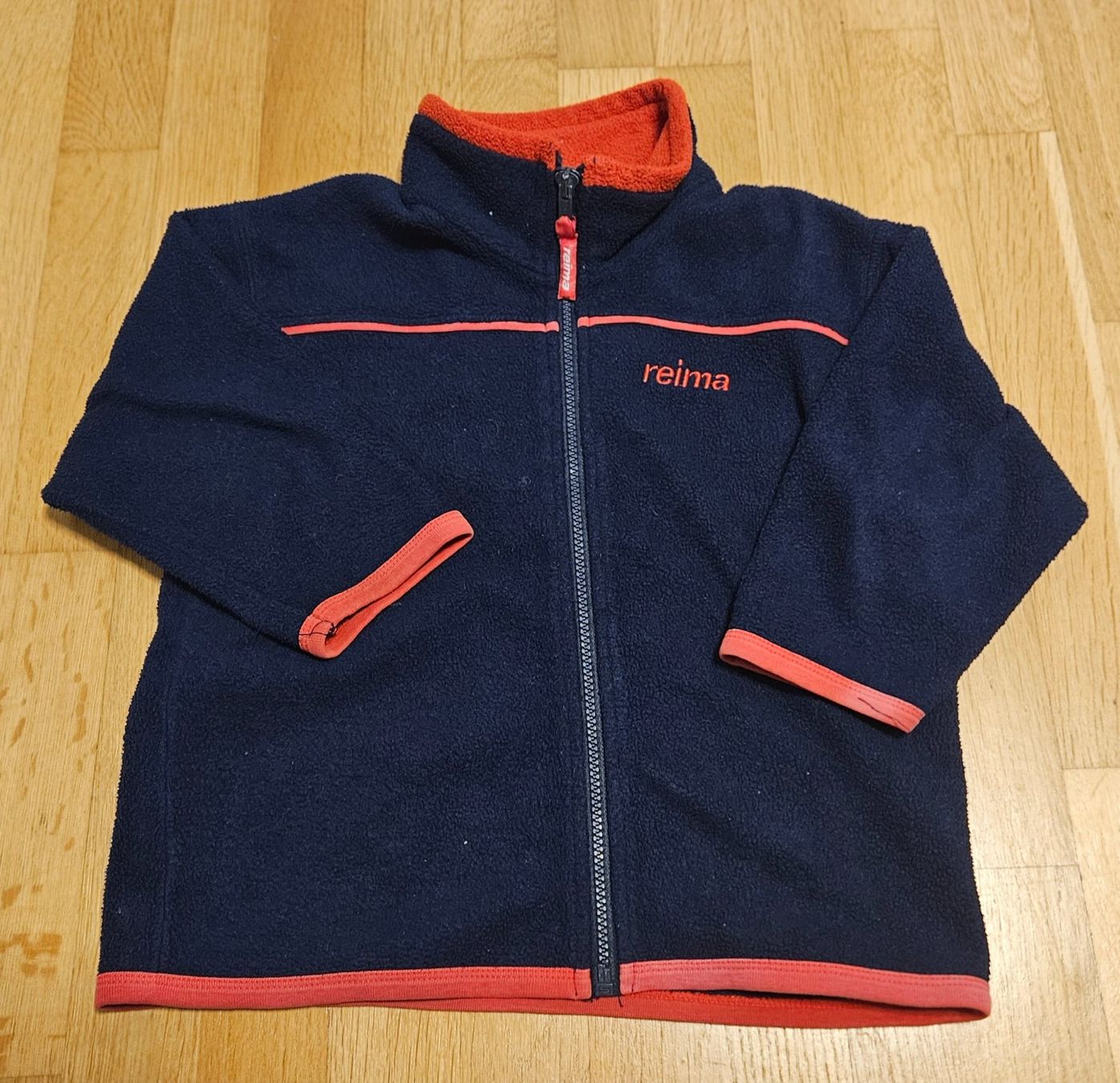 Lotti & Set di vestiti: Fleecejacke Reima Grösse 104/110 – Usato da Utzenstorf venduto da and_c8wy