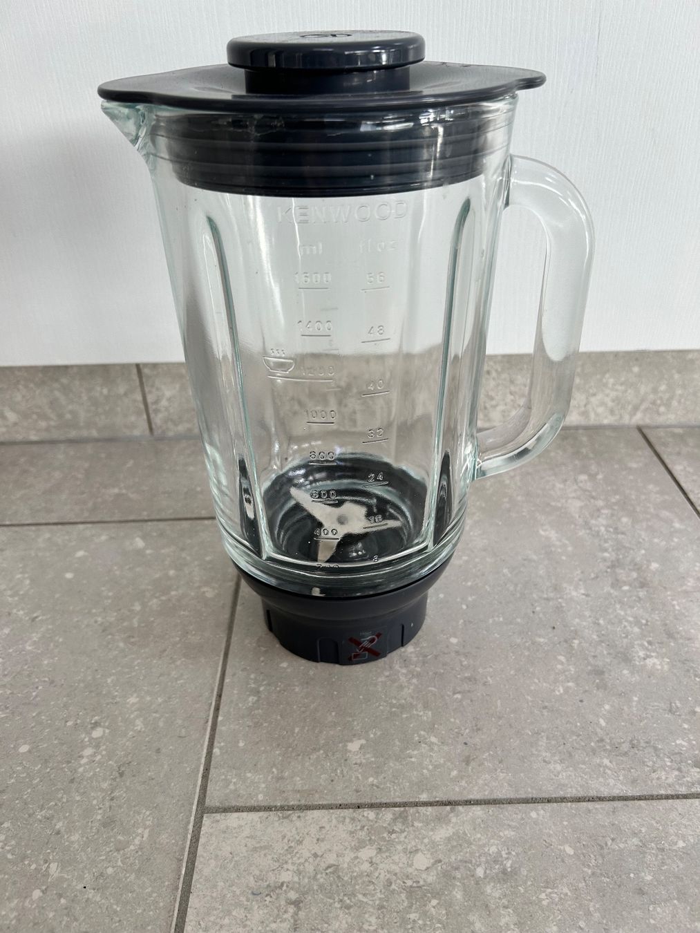 Kenwood Elettrodomestici da cucina: Kenwood Smoothie maker AT385 – Nuovo (secondo la descrizione) da Hausen AG venduto da Monchhichi01 1