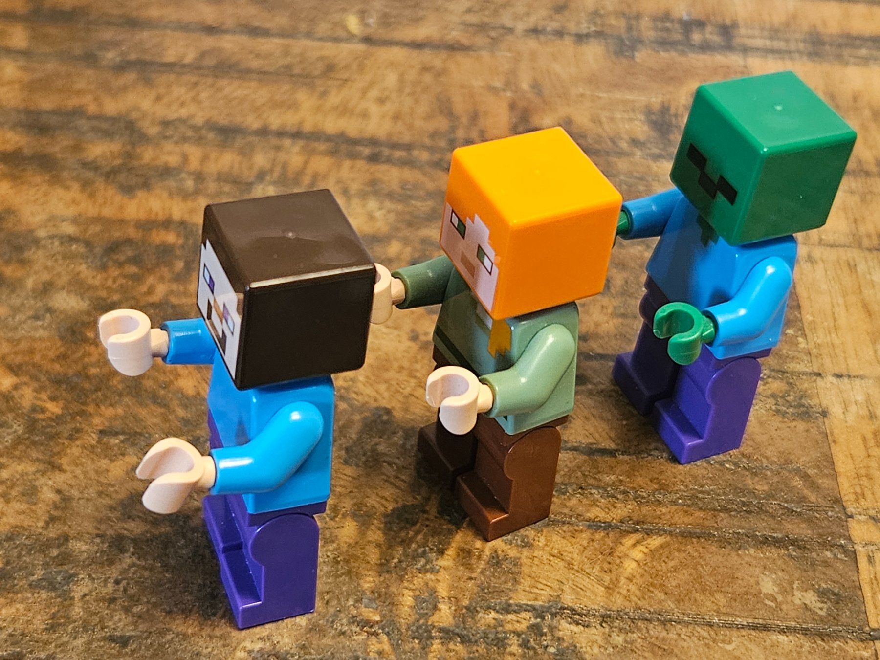 Lego Jeux de construction: lot de 3 figurines minecraft – D'occasion à Confignon par Ecrofigs 2