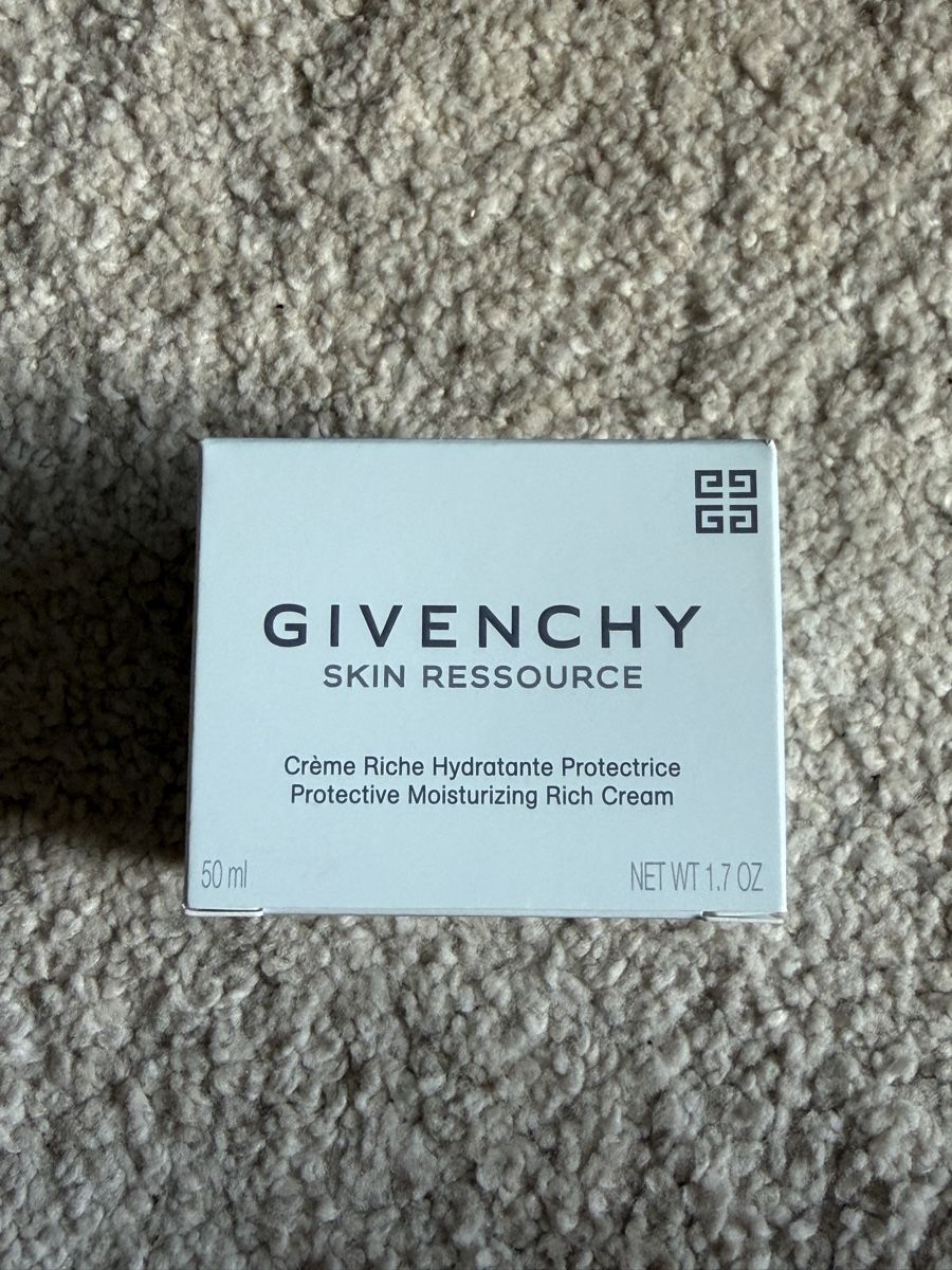 Givenchy Cura del viso: Givenchy Creme Rich Moisturizing 50ml neu – Nuovo e nell'imballaggio originale da Brunnen venduto da Eldra