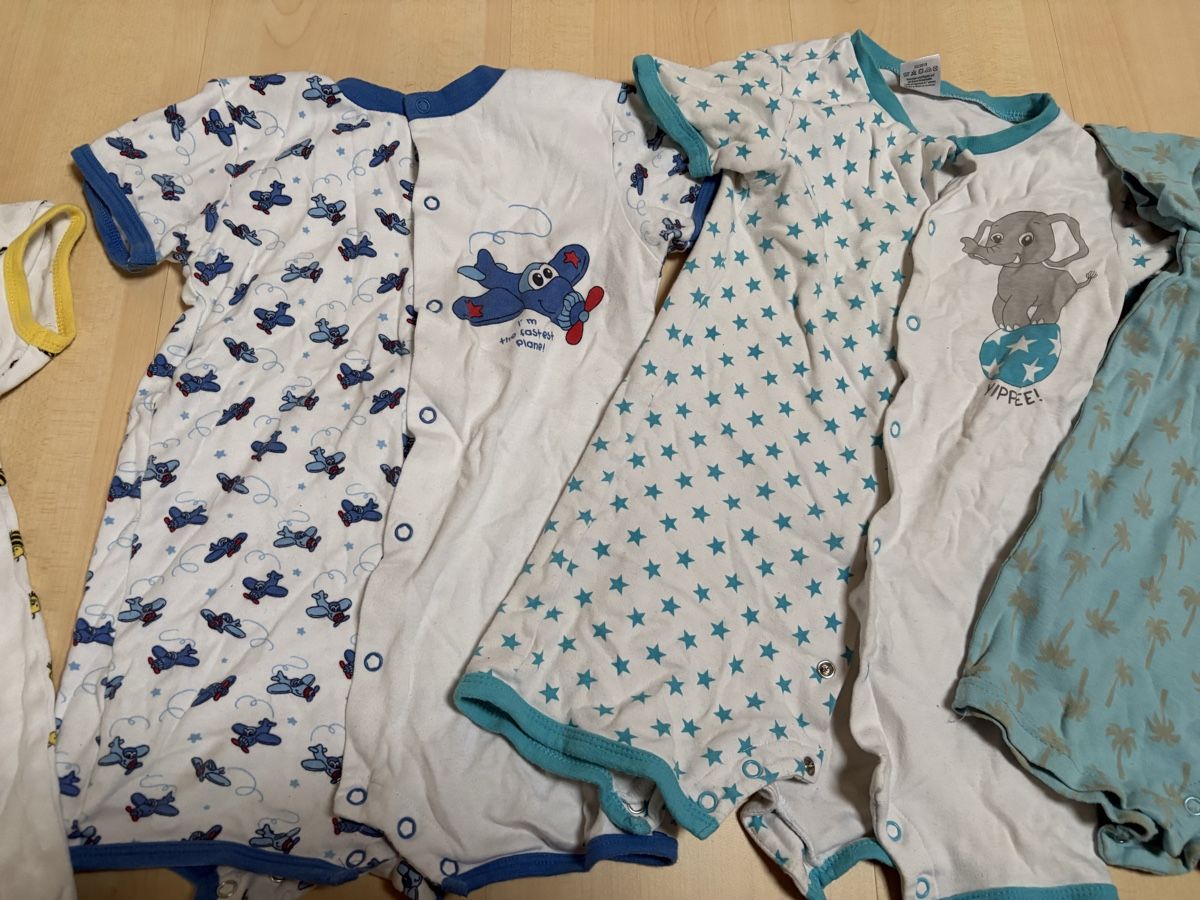 Pyjamas & Ähnliches: Pyschema/ Strampler 5 Teilig Grösse 86/92 gemischt – Gebraucht aus Buchrain von Sisi83 2