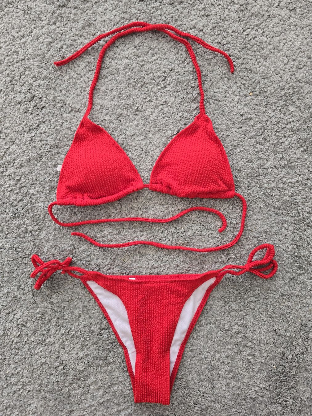 Maillots de bain & Bikinis: Bikini rot Grösse S Neu – Neuf avec emballage d'origine à Dietikon par Kaska2020