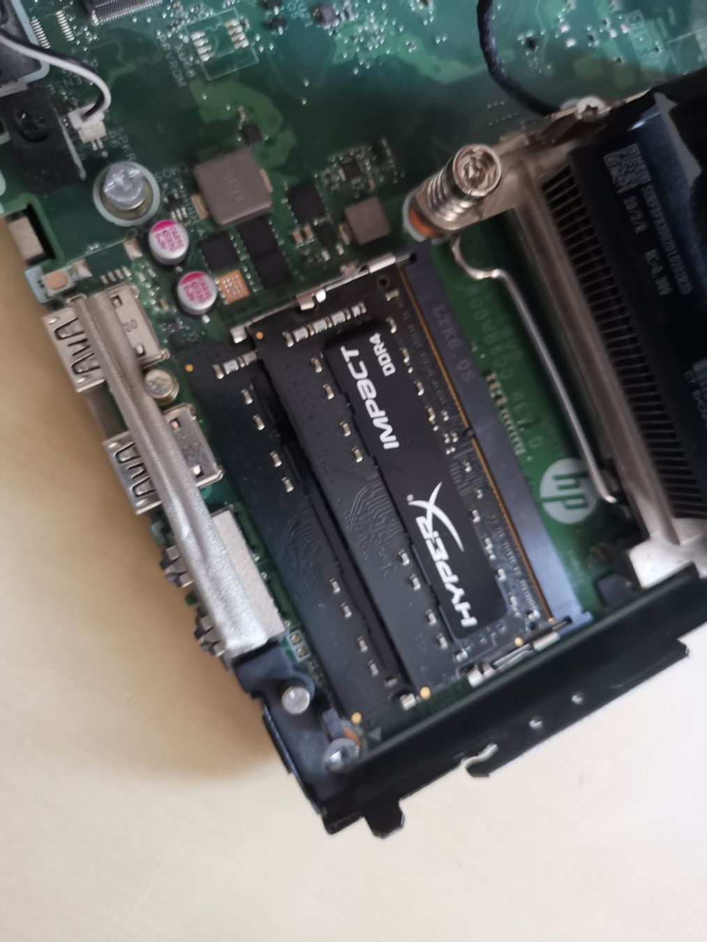 Hewlett Packard PCs: HP Mini ProDesk 400 G5 – D'occasion à Mendrisio par Spesetta 3