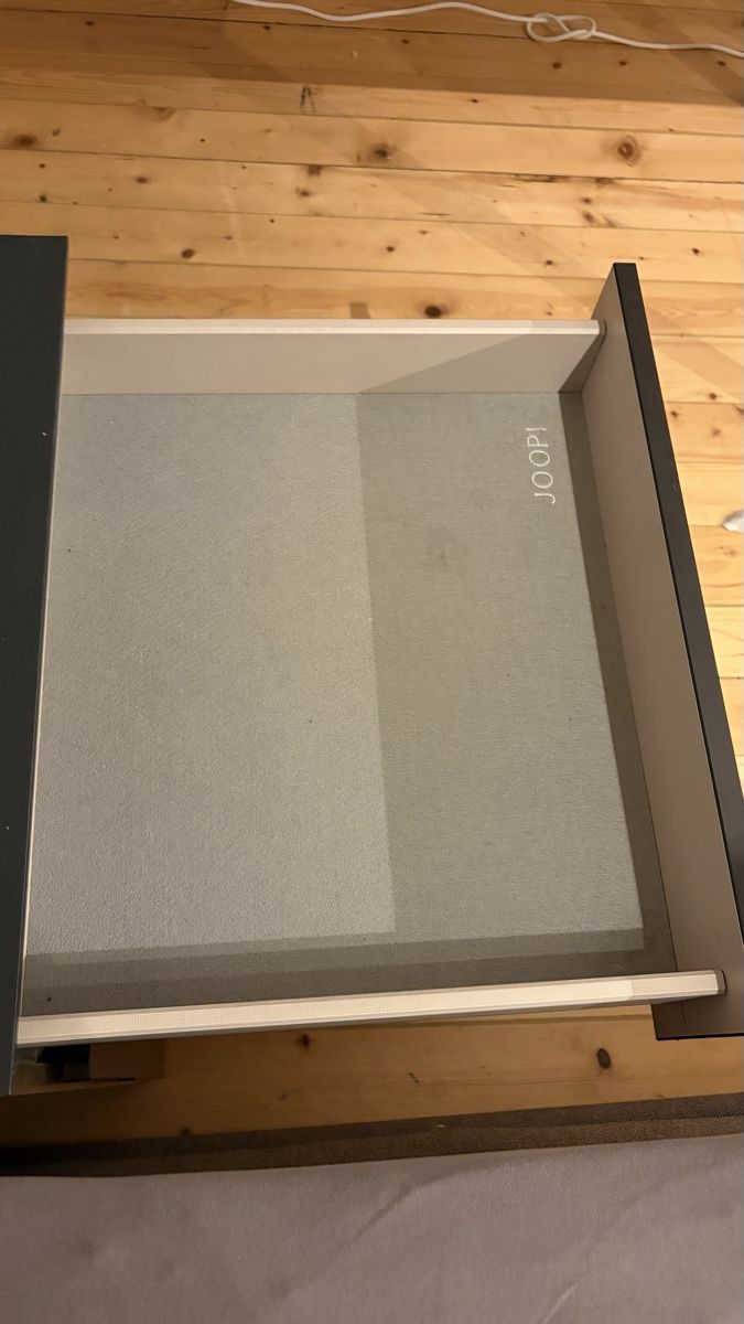 Joop Comodini: Joop Nachttisch in Schwarz (Bin offen für Preisvorschläge) – Usato da Muttenz venduto da matteo_pt 4
