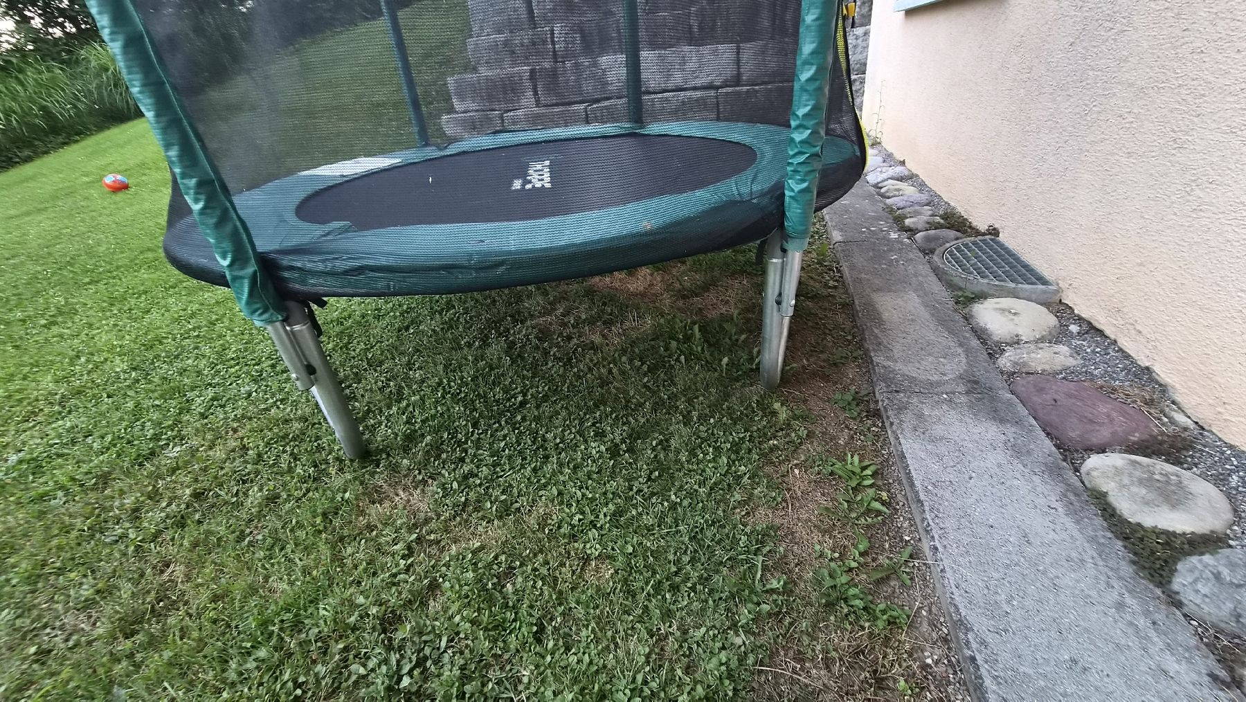 Trampolini: Thorpe Trampolin 183cm ø – Usato da Thalwil venduto da Varri01 3