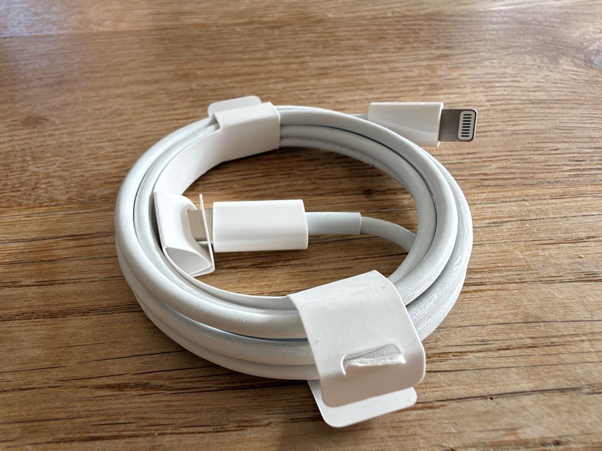 Apple Cavi: Kabel - USB-C zu Apple Lightning – Nuovo (secondo la descrizione) da Adligenswil venduto da anvil3001 1