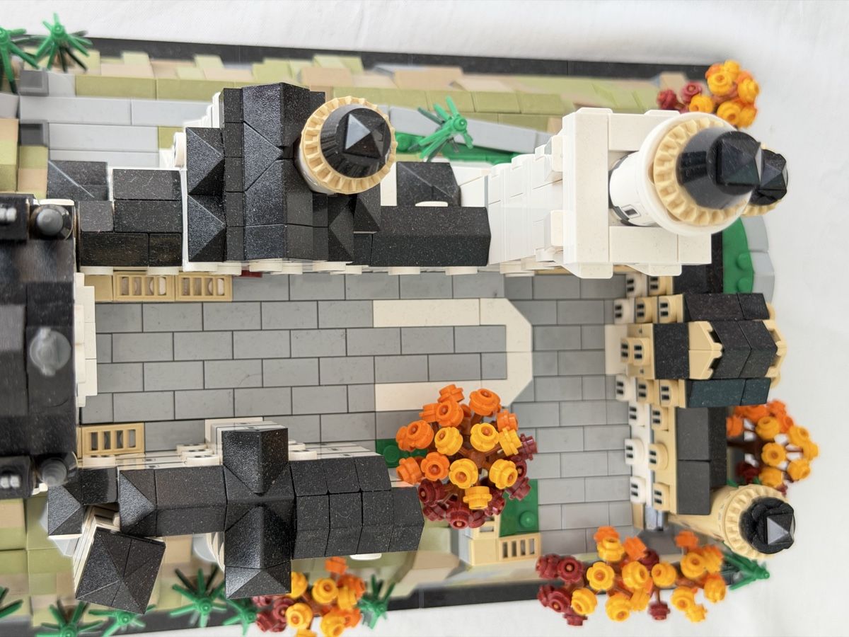 Lego Jeux de construction: Lego Schloss Neuschwanstein – D'occasion à Einsiedeln par ironlady3 5