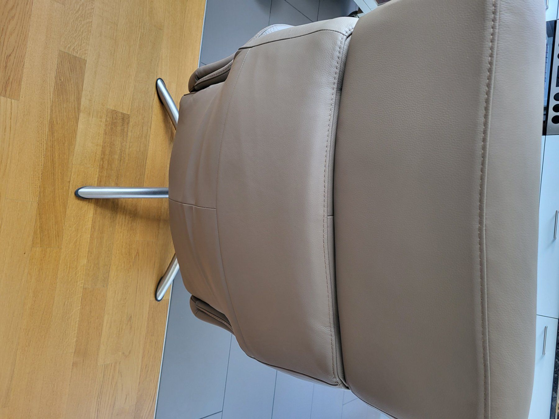Sessel: Fehrnsehsessel – Gebraucht aus Bolligen von Jsamsung 4