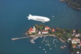 2 Gutscheine für einen 60-minütigen Zeppelin-Rundflug.