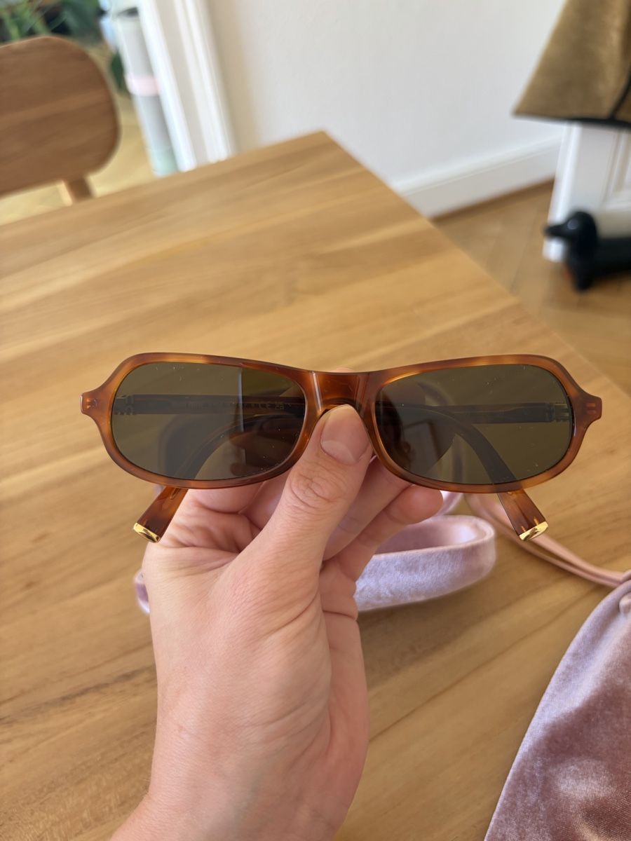 Miu Miu Occhiali & Lenti: Miumiu Sonnenbrille  – Nuovo (secondo la descrizione) da Basel venduto da nin_yd9x 1