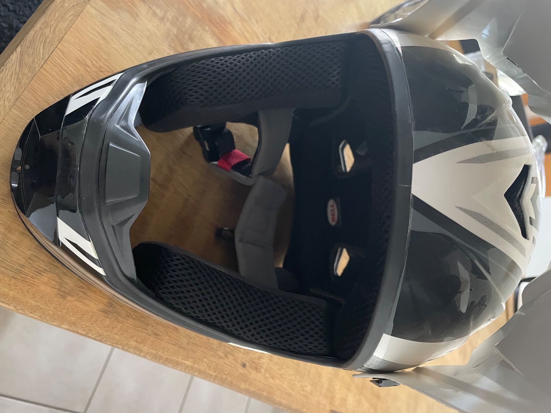 Bell Caschi: Casque vtt cross – Usato da Gland venduto da vca_88w9 1
