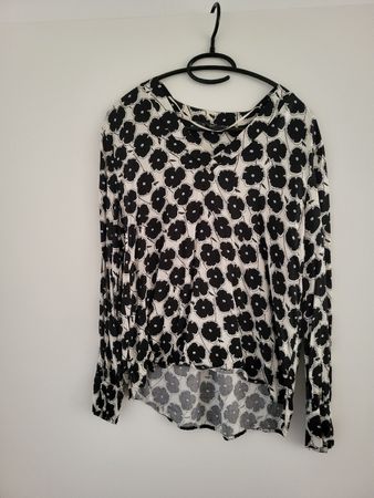 Schicke Bluse mit Blumenmuster, Gr. 38