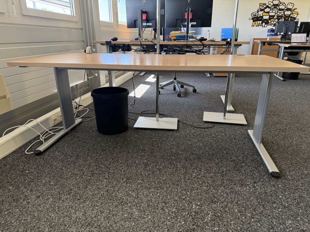 Scrivanie: Bürotisch – Usato da Lohn-Ammannsegg venduto da tschemeker 1