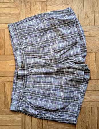 Shorts kariert Gr. 176