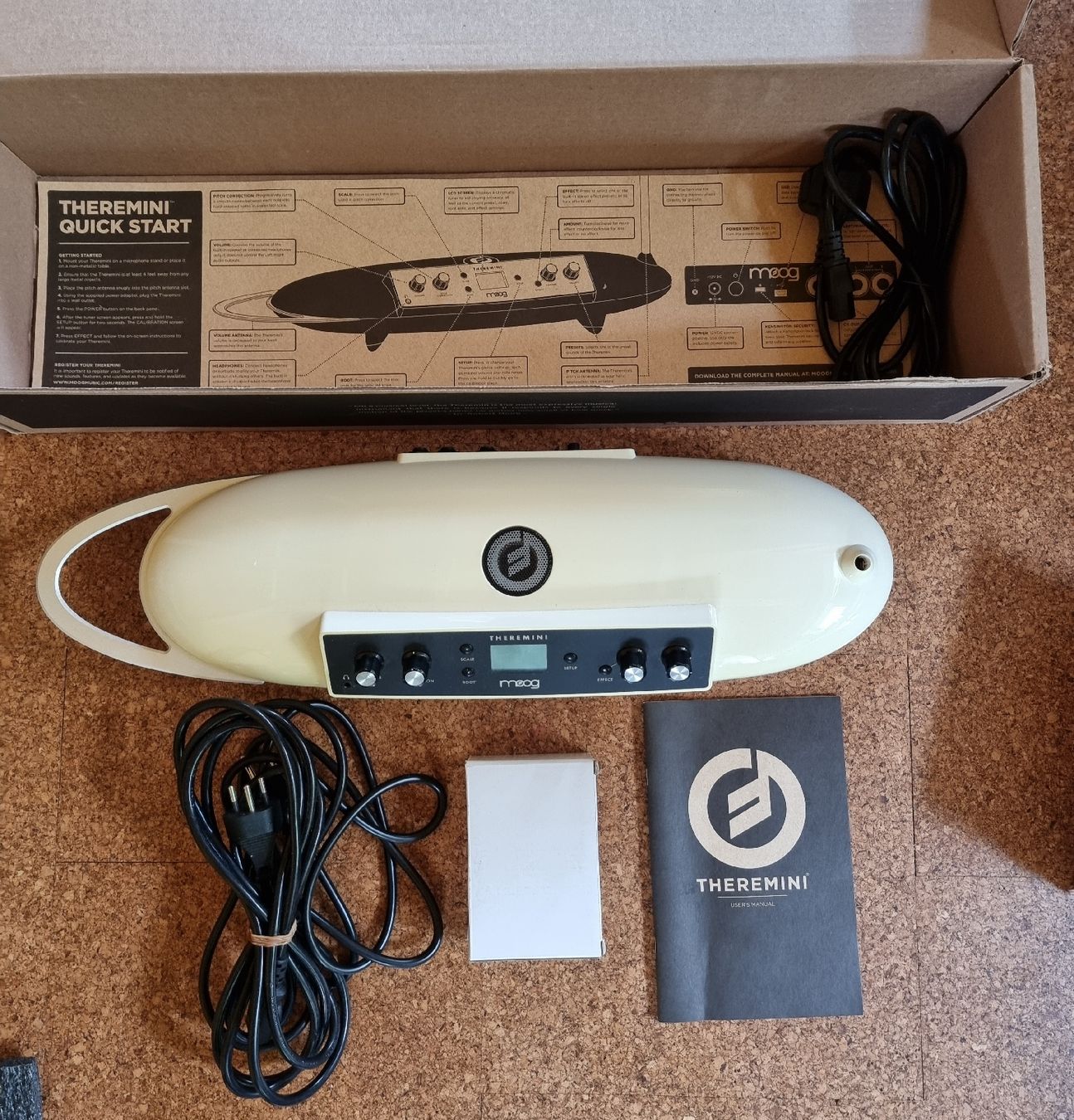 Moog Instruments de musique: Moog Theremini Instrument  – D'occasion à Rigi-Kaltbad par Marion_Fercher