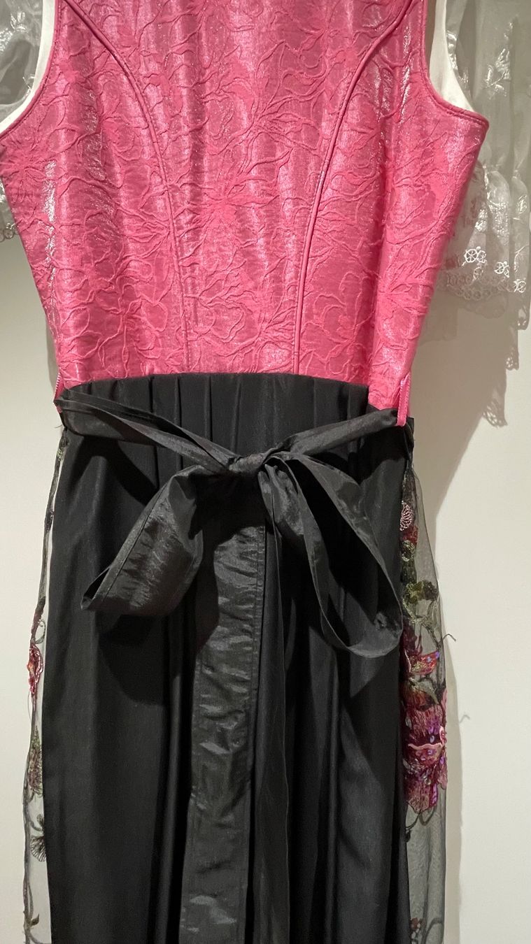 Vestiti: Dirndl von Berwin & Wolff. NEU Gr 38 – Nuovo e nell'imballaggio originale da Egg b. Zürich venduto da Nathalie14 2