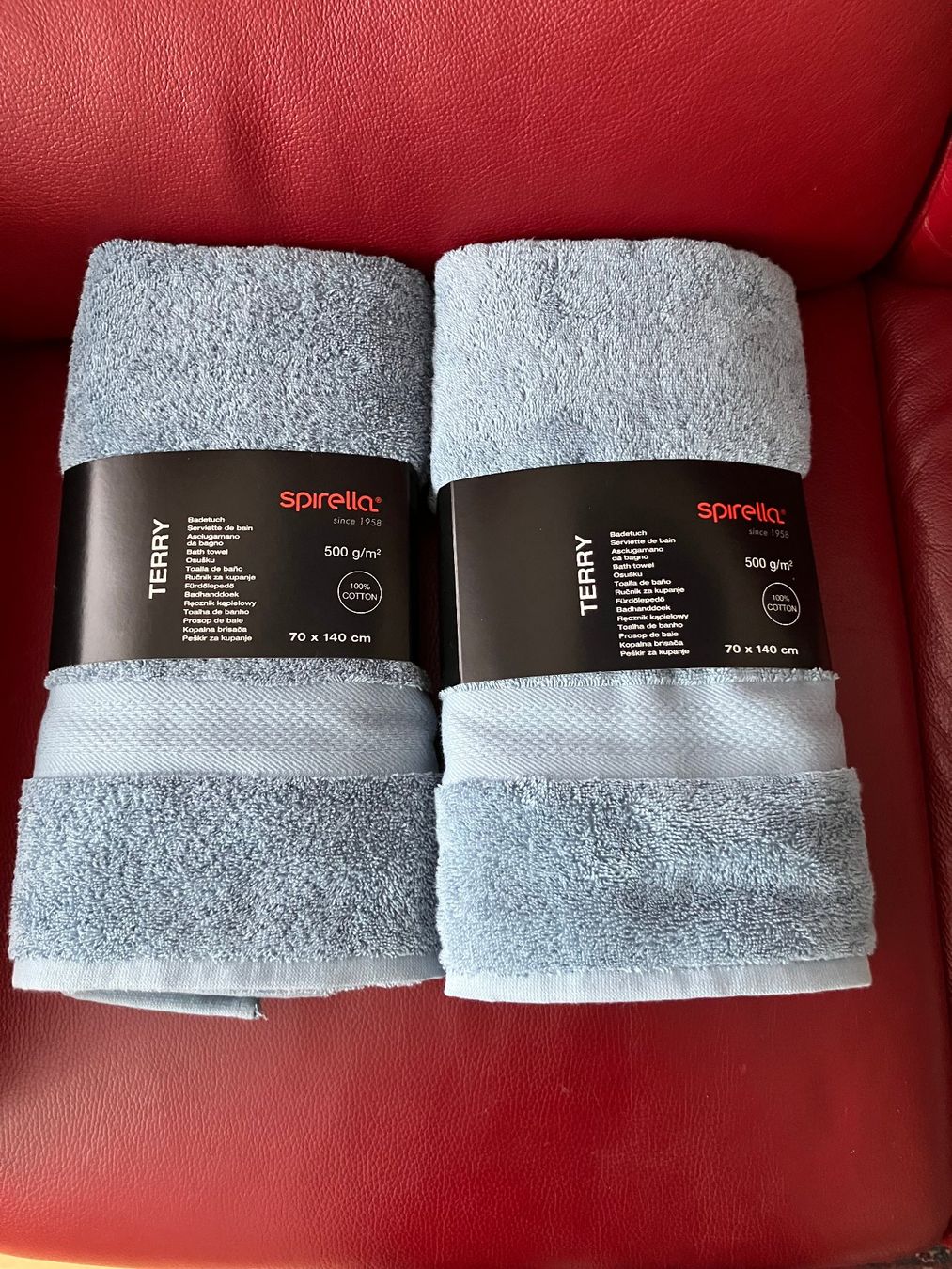 Coop Teli da bagno: 2x Badetuch hellblau, NEU, originalverpackt, 70x140cm – Nuovo e nell'imballaggio originale da Honau venduto da BrP27