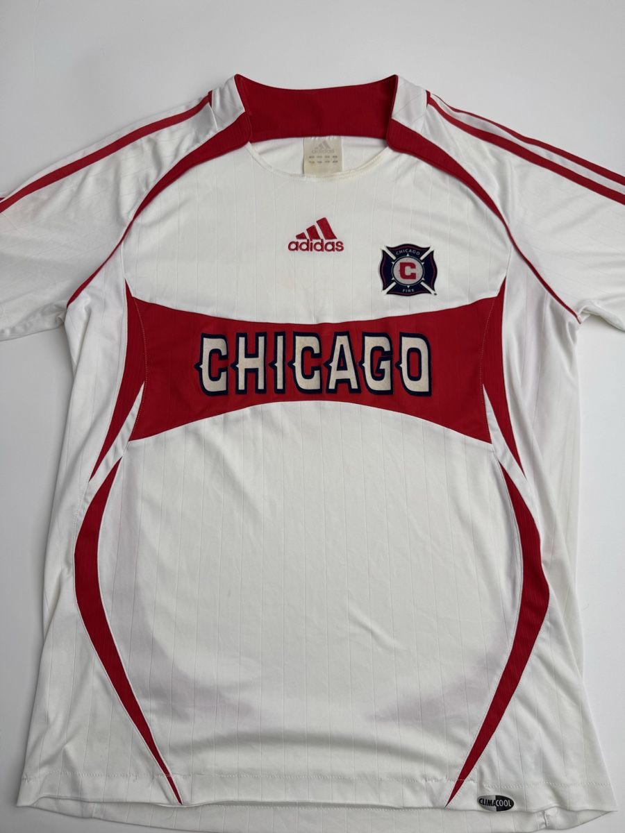 Adidas Canottiere & Pantaloni: Chicago Fire 06/07 away shirt – Usato da Baden venduto da Timelessthreads 2