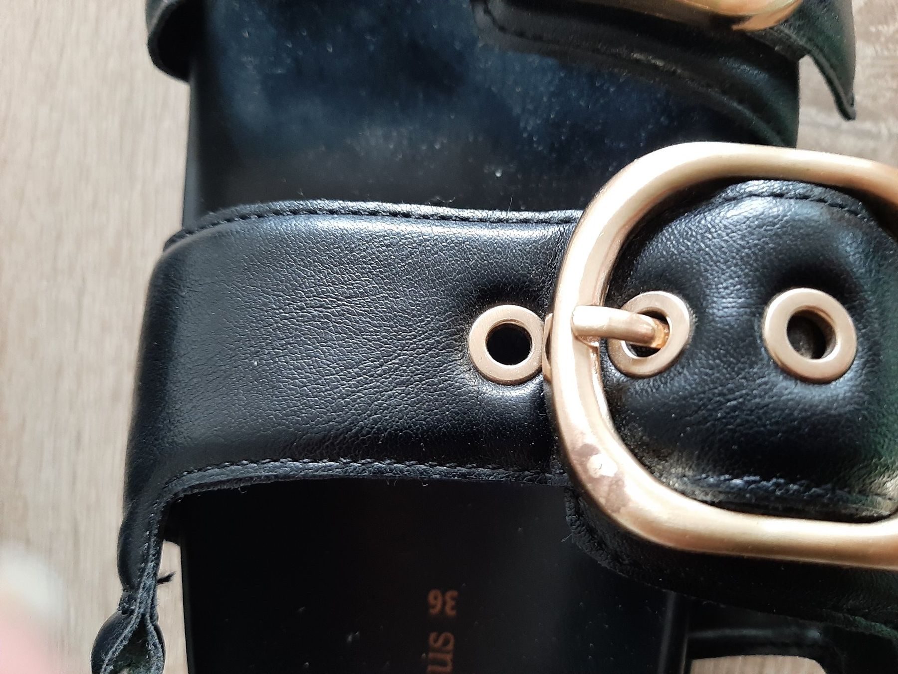 Stradivarius Scarpe da donna: Sandale schwarz Gr. 36 Stradivarius – Usato da Menziken venduto da Rien1 2