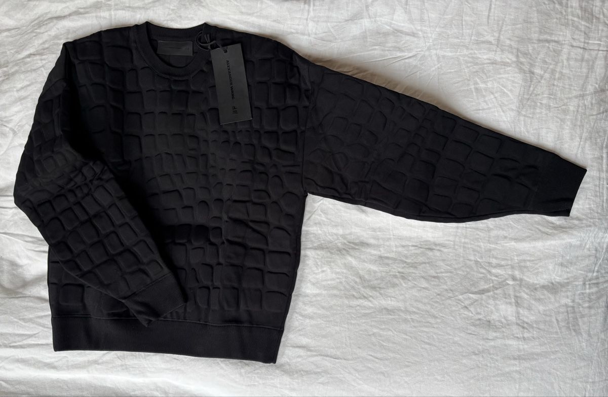 Alexander Wang Maglioni & Felpe: Alexander Wang x H&M Black structured scuba Sweater, Size S – Nuovo e nell'imballaggio originale da Stallikon venduto da BurgerDog