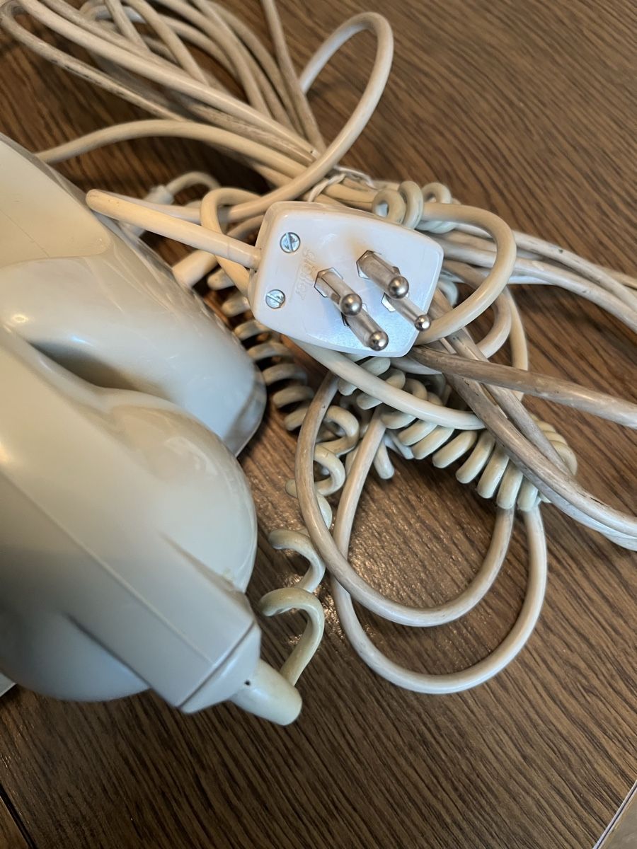 Telefoni: Altes Telefon – Usato da Emmen venduto da codici 1