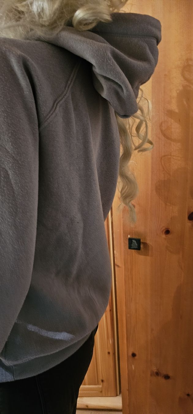 Lots de vêtements: Schwarze Skinny Jeans Gr. S mit coolem Destroyed Look Pulli – D'occasion à Ferden par jemyce 3