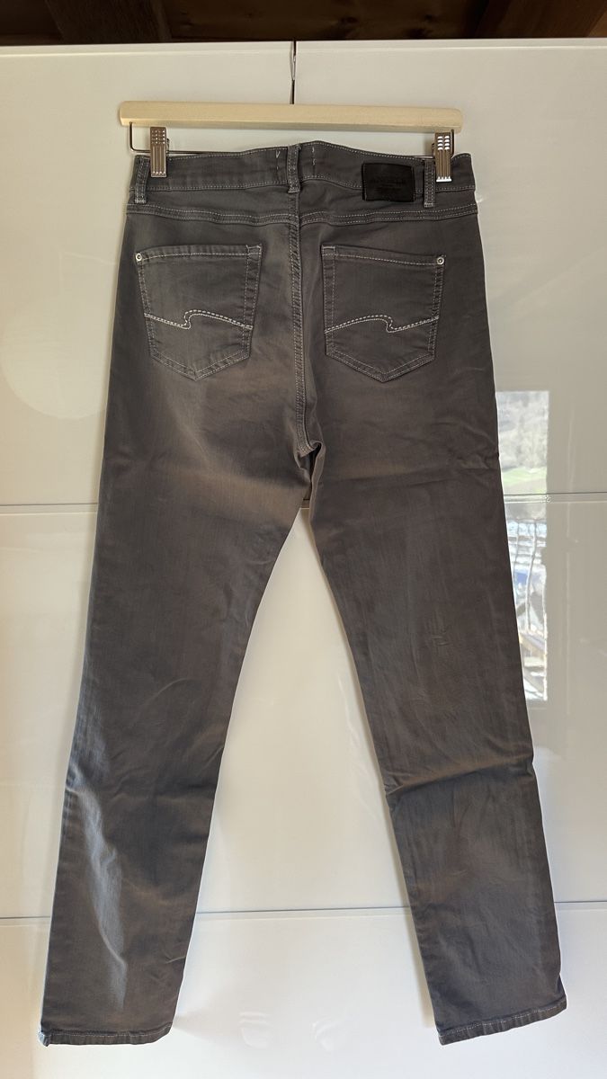 Angels Pantaloni: Hose von Angels – Usato da Grellingen venduto da isa_6yr8 1