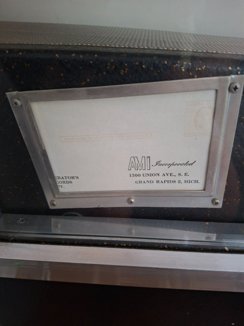 Musiktruhen: Jukebox Ami 200 with Multi  Horn – Gebraucht aus Münsingen von ret_n2nb 3