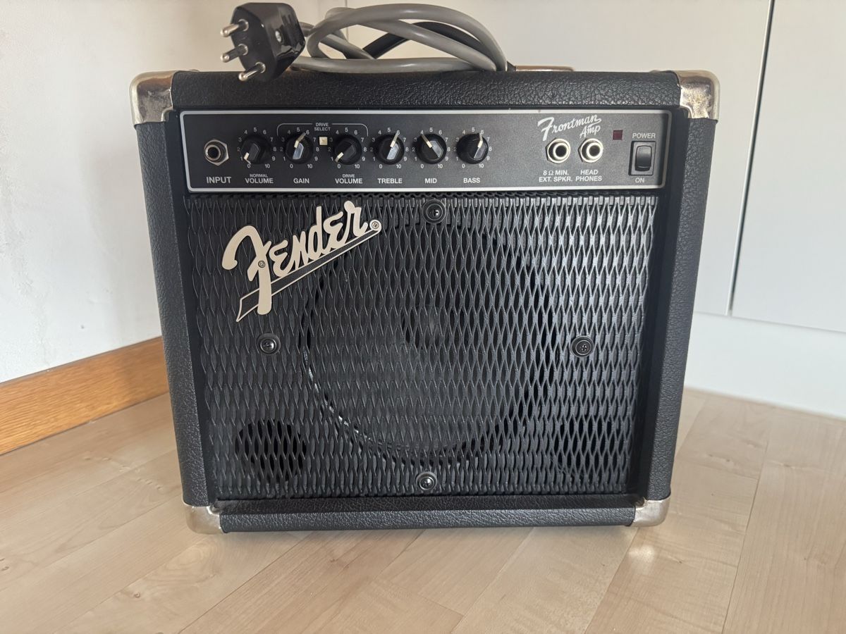 Fender Amplificatori: Fender Amp, Gitarrenverstärker, Frontman – Usato da Glattfelden venduto da Ak_5bL