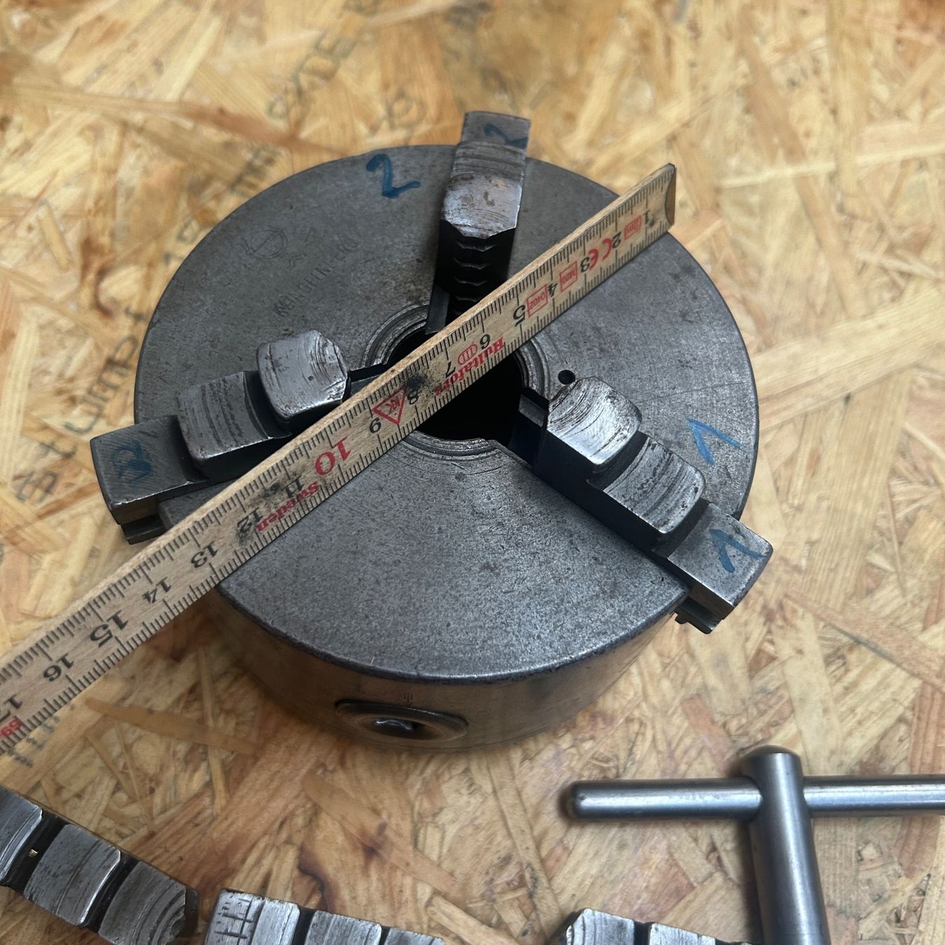 Tous les outils: Dreibackenfutter D130 für Schaublin 90 oder 102 W20 Flansch – D'occasion à Untersiggenthal par sinamoll 2