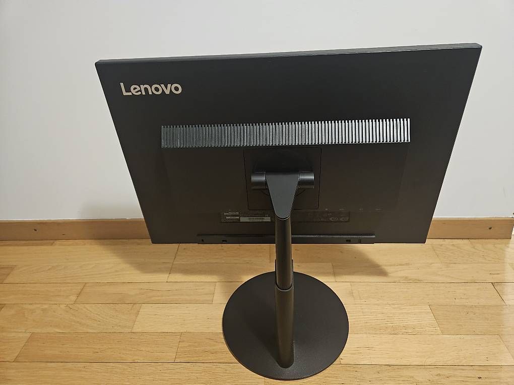 Lenovo Monitore: Écran Lenovo ThinkVision T24d-10 - 24" IPS Full HD – Gebraucht aus Monthey von darkmine 1