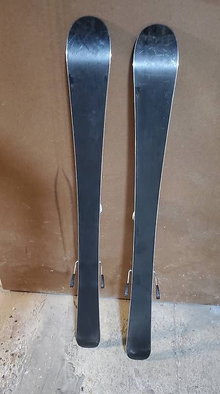 Sci: Ski alpin enfant 106cm – Usato da La Sagne NE venduto da Crebou 1
