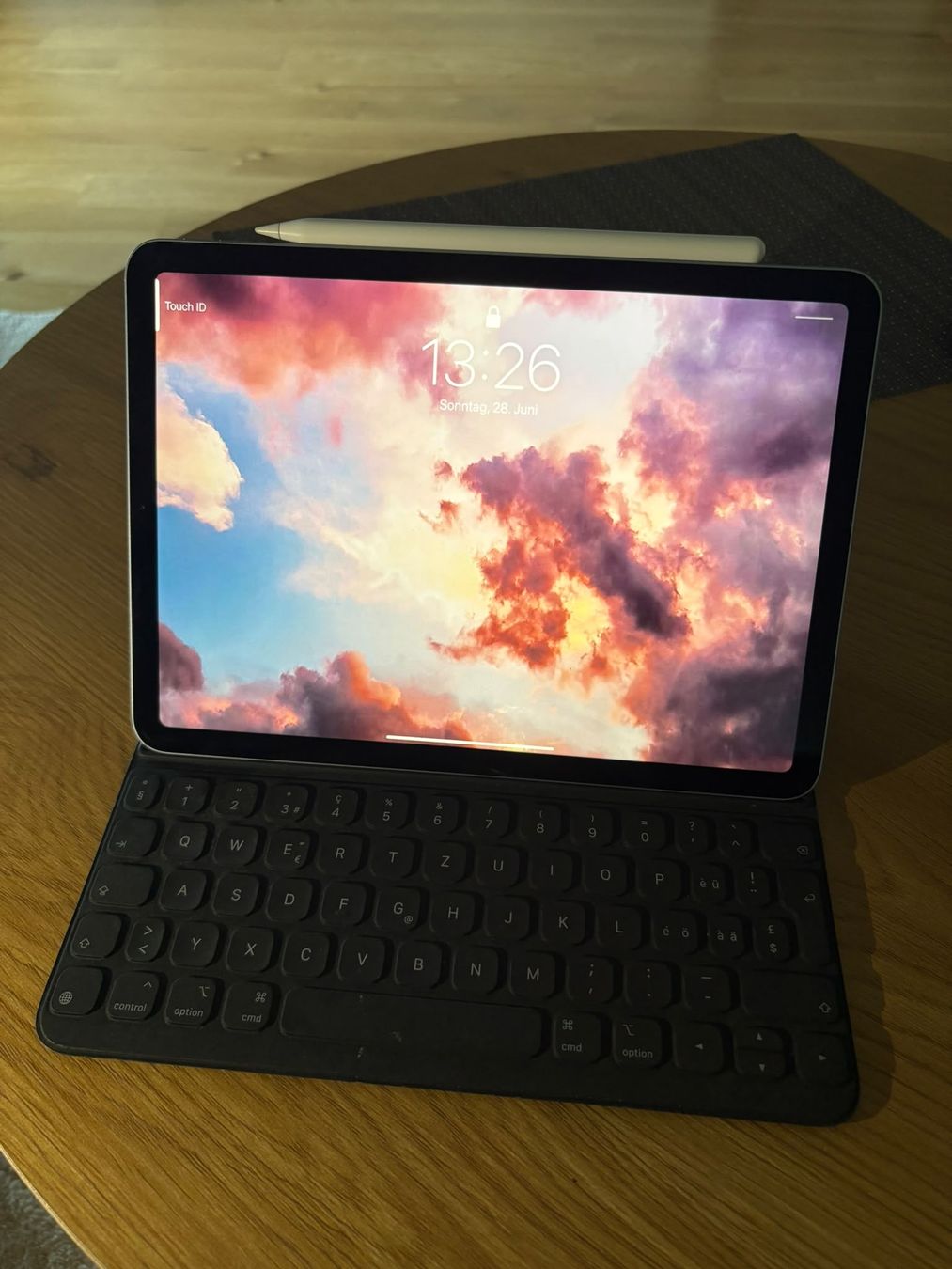 Apple Tablet PC: i Pad Air 4.Generation – Gebraucht aus Uznach von songoku759 1