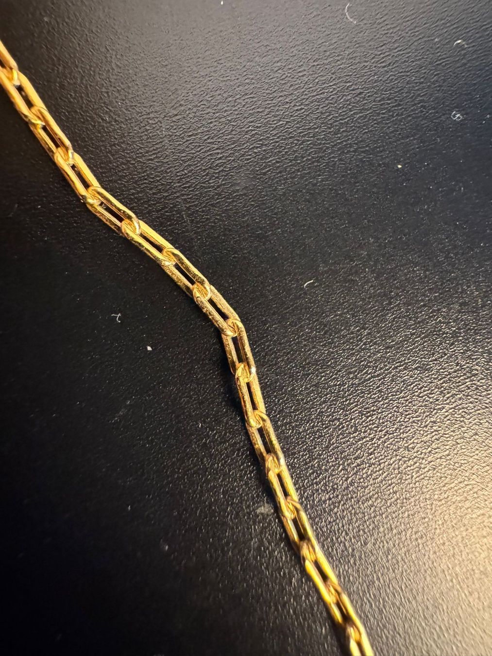 Givenchy Catenine: GIVENCHY Halskette / Necklace Goldfarben – Usato da Winterthur venduto da Dejv 4