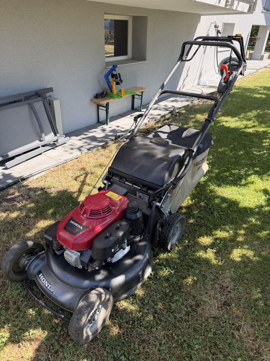Honda Tagliaerba: Rasenmäher Honda HRH 536 – Usato da Uttigen venduto da huki123 1