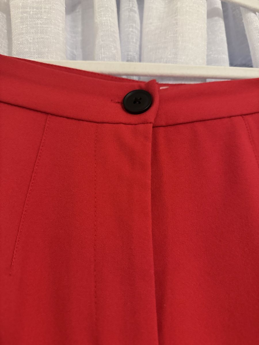 Pantaloni: Rote Stoffhose, Gr. 38 – Usato da Neuenegg venduto da mel_5pnq 1
