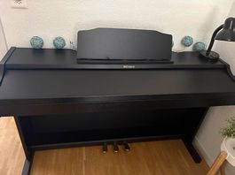 Piano numérique ROLAND RP501R