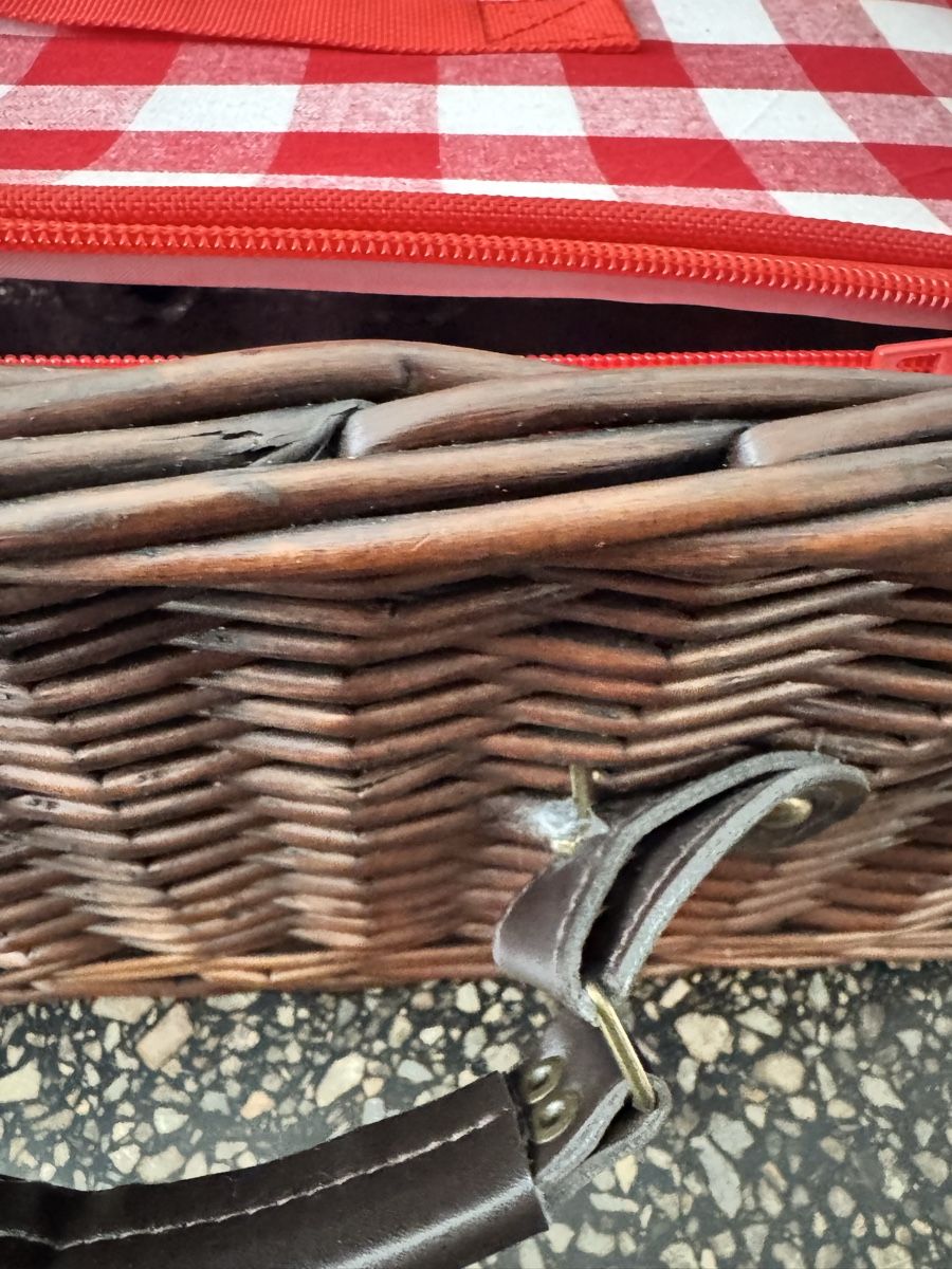 Altro per la casa: Picnic basket for 4 – Usato da Zürich venduto da gva_r9gs 4