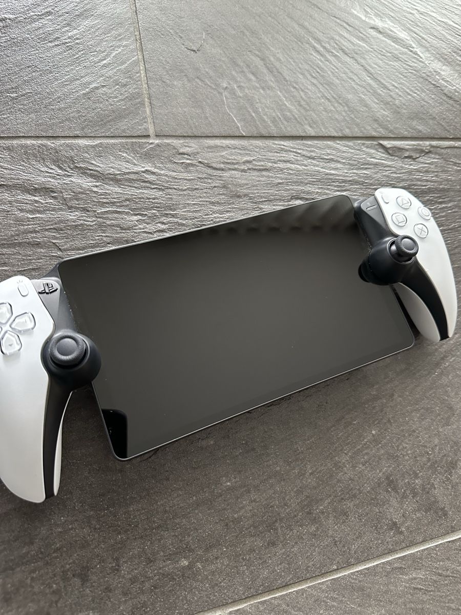 Sony Console: PlayStation portal  – Usato da Eschenbach LU venduto da boo_sl7y