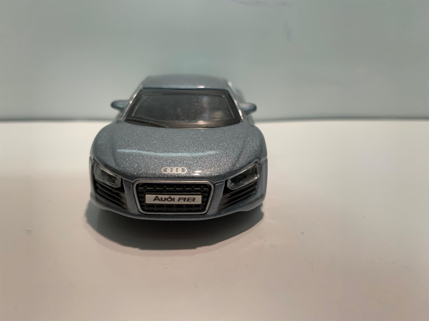 Audi Modellini d'auto: Audi R8 1:43 Bburago  256 – Usato da Kerzers venduto da tisyayasuBE 1