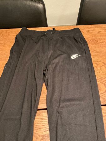 Schwarze Nike Jogginghose, Top Zustand, Grösse S